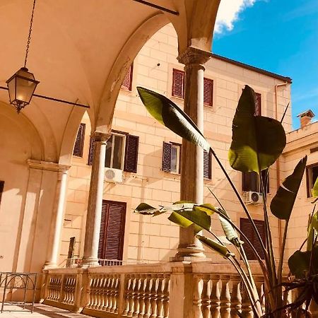 Palazzo Ventimiglia Lodge & Suites Palermo Exteriör bild